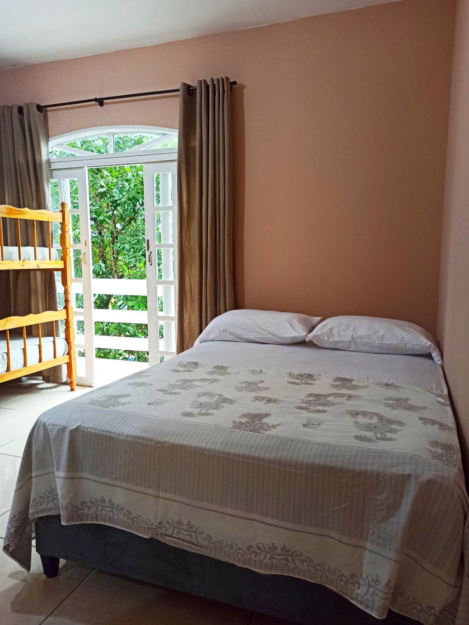 Hostel Da Ilha De Sao Francisco Do Sul Marechal Luz Номер фото